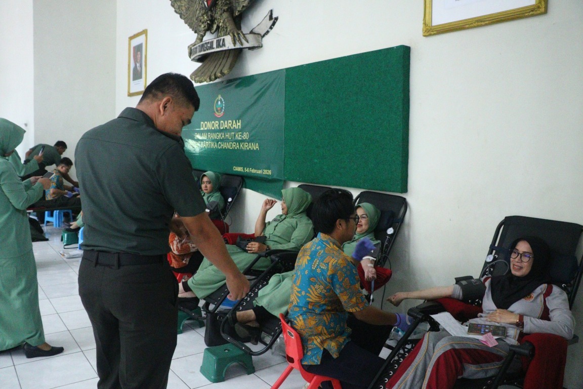 Sambut HUT ke-80, Persit KCK Cabang XXIV Kodim 0613/Ciamis Gelar Donor Darah